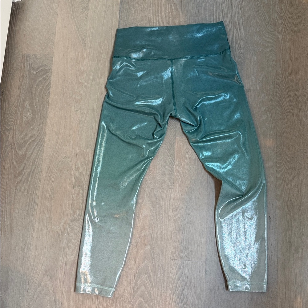 Lululemon Peloton Green Ombre Foil Wunder train 25” Leggings, EUC, sz 10 - Picture 9 of 11